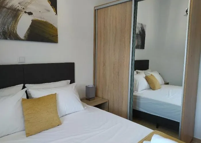 πλατανακι 1 family Friendly Ándros